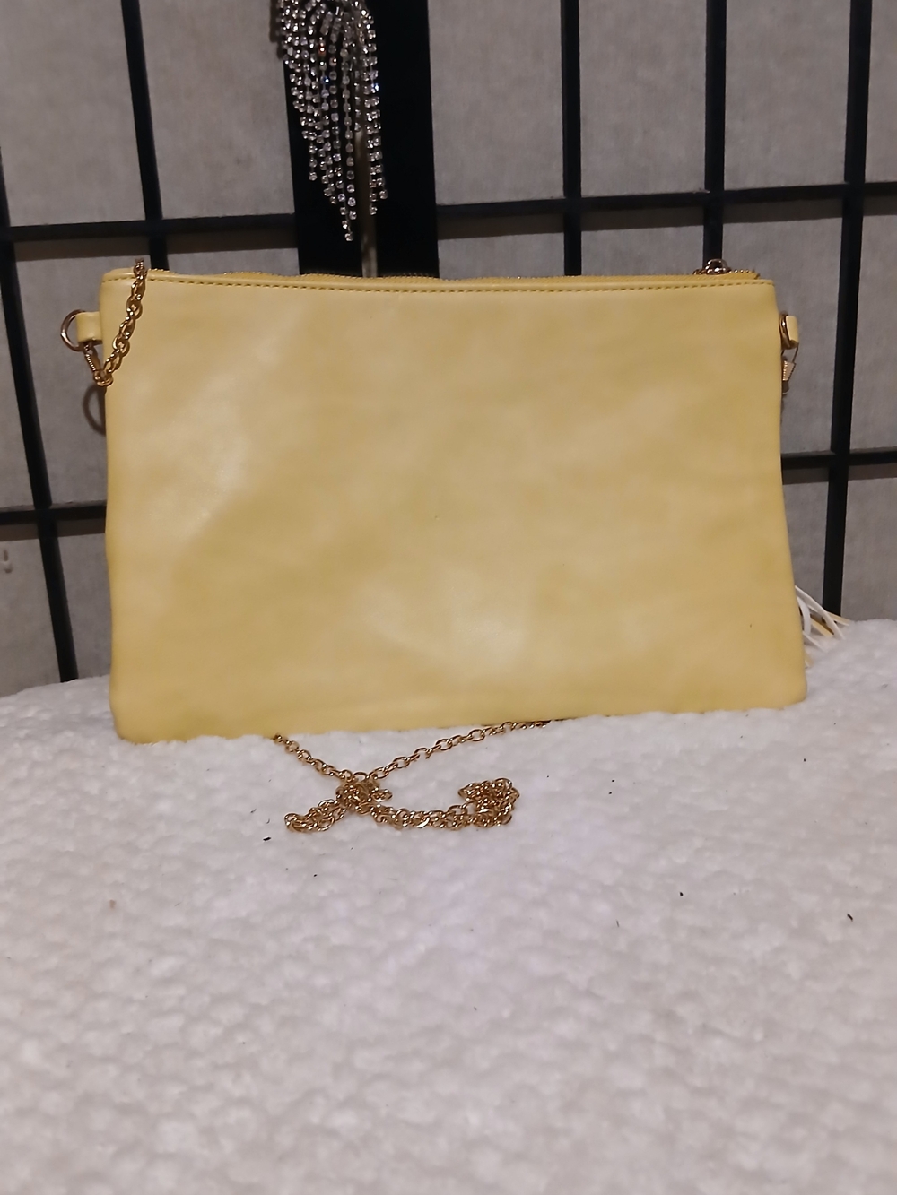 VIETA Fashion Embroidered Shoulder Bag in Cream, Coral and Brown - Picture 6 of 7